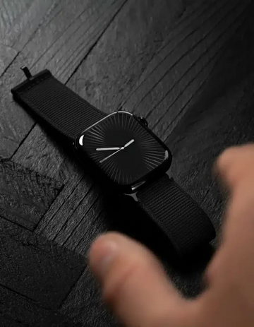SERIES 11 APPLE LOGO (ALLOW TO OPEN)